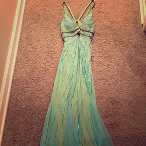 Sean Collection Prom/formal dress
